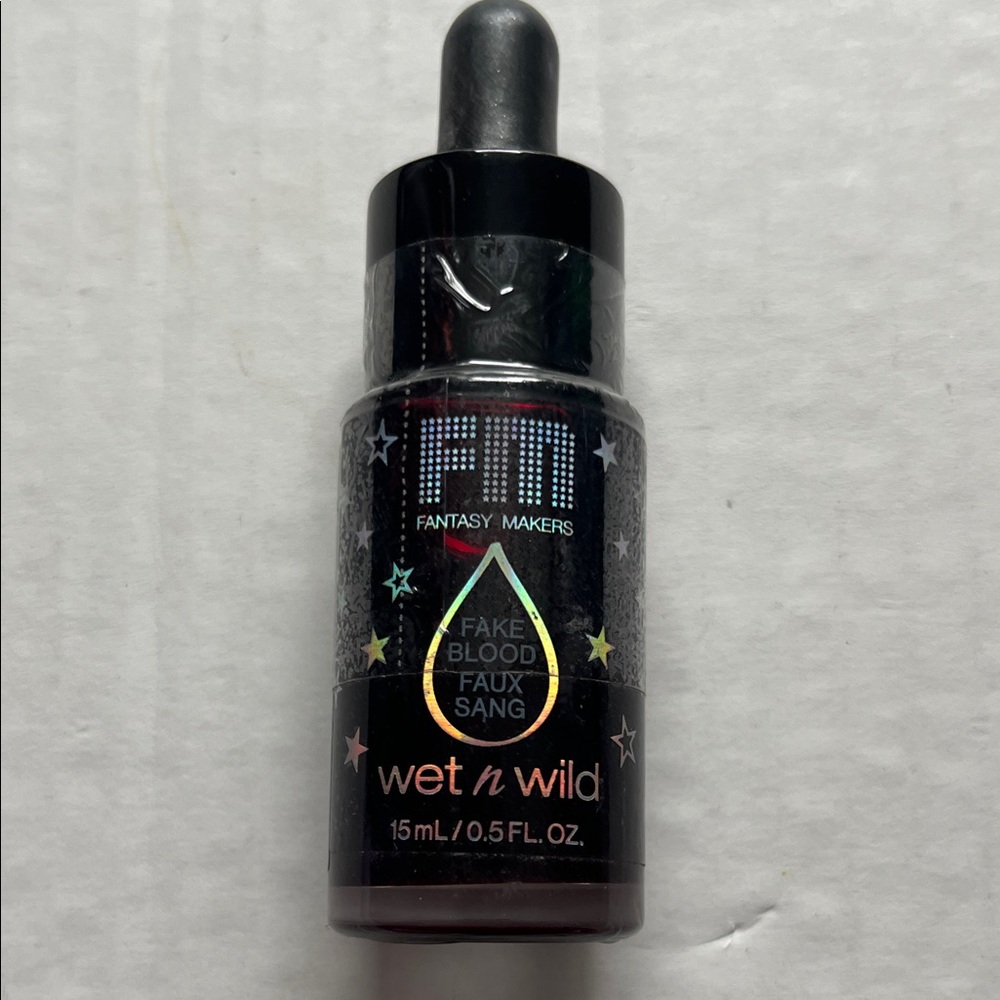 Wet n Wild Fantasy Makers Blood Effect Liquid - set of 2